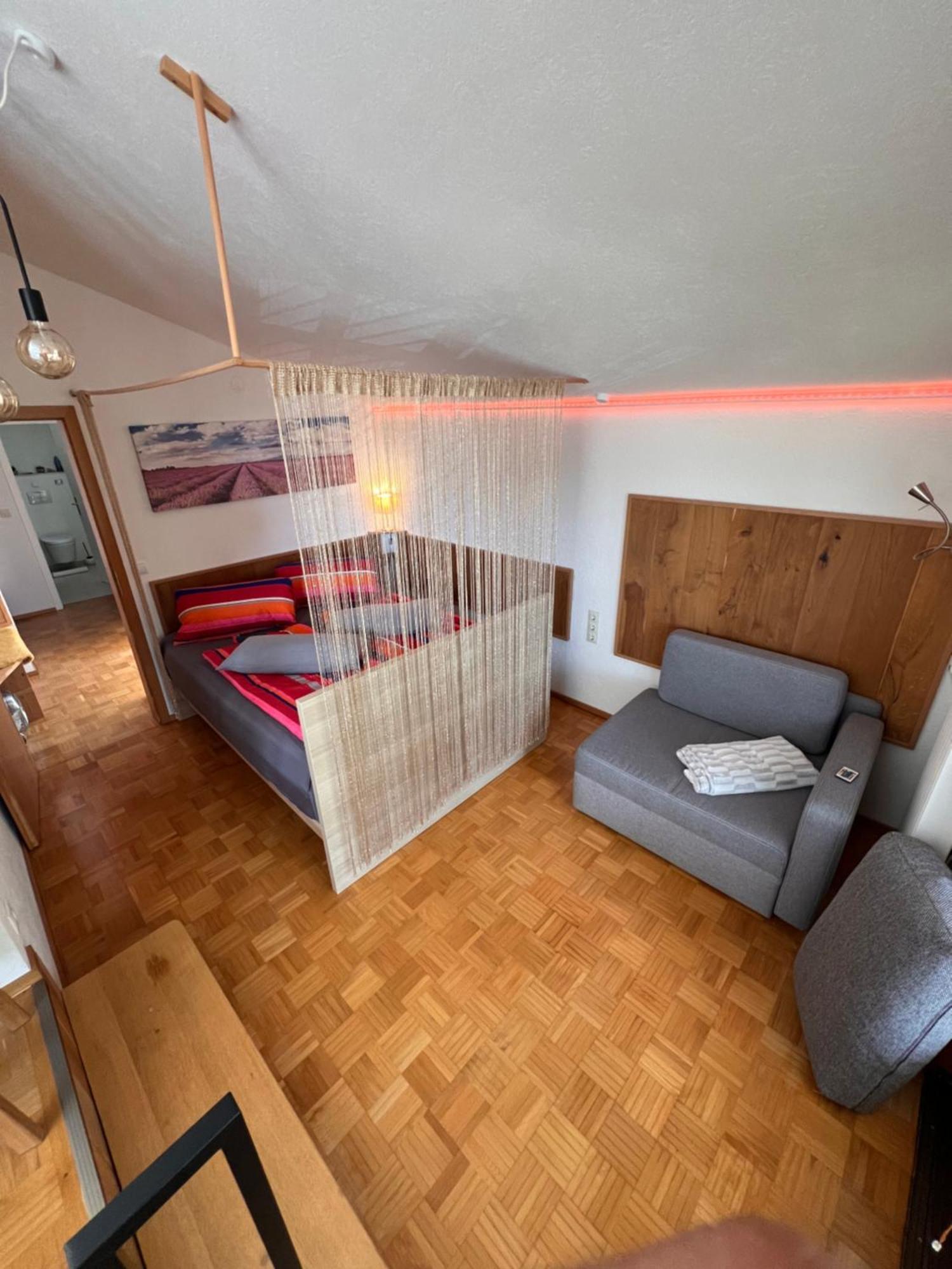Ferienwohnung Dreiburgenblick ريدنبورغ المظهر الخارجي الصورة